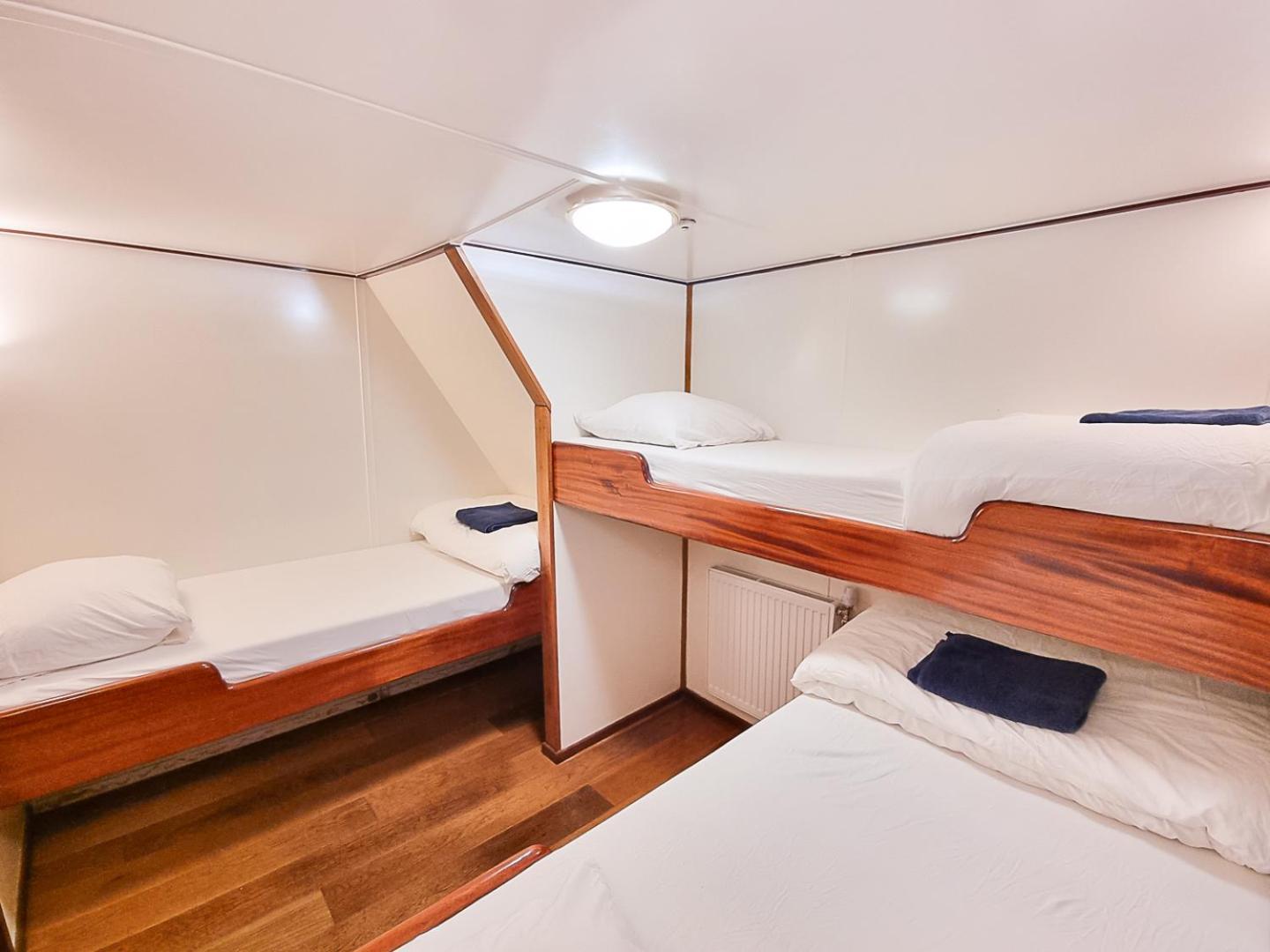 The Cabin @ Mps Noorderzon Амстердам Екстериор снимка