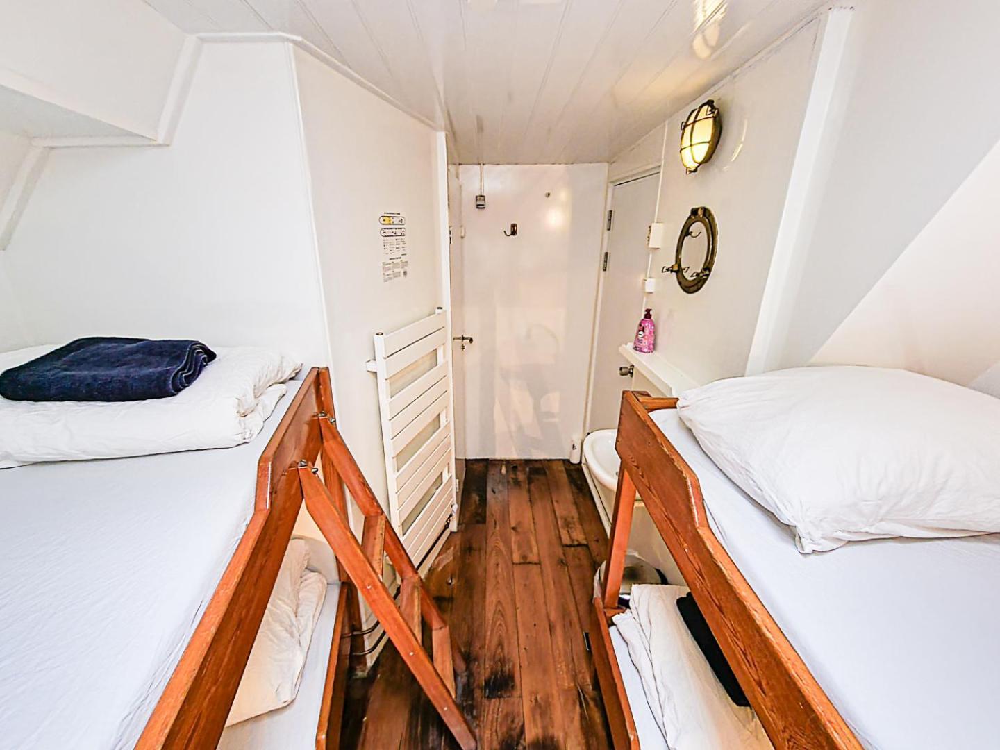 The Cabin @ Mps Noorderzon Амстердам Екстериор снимка