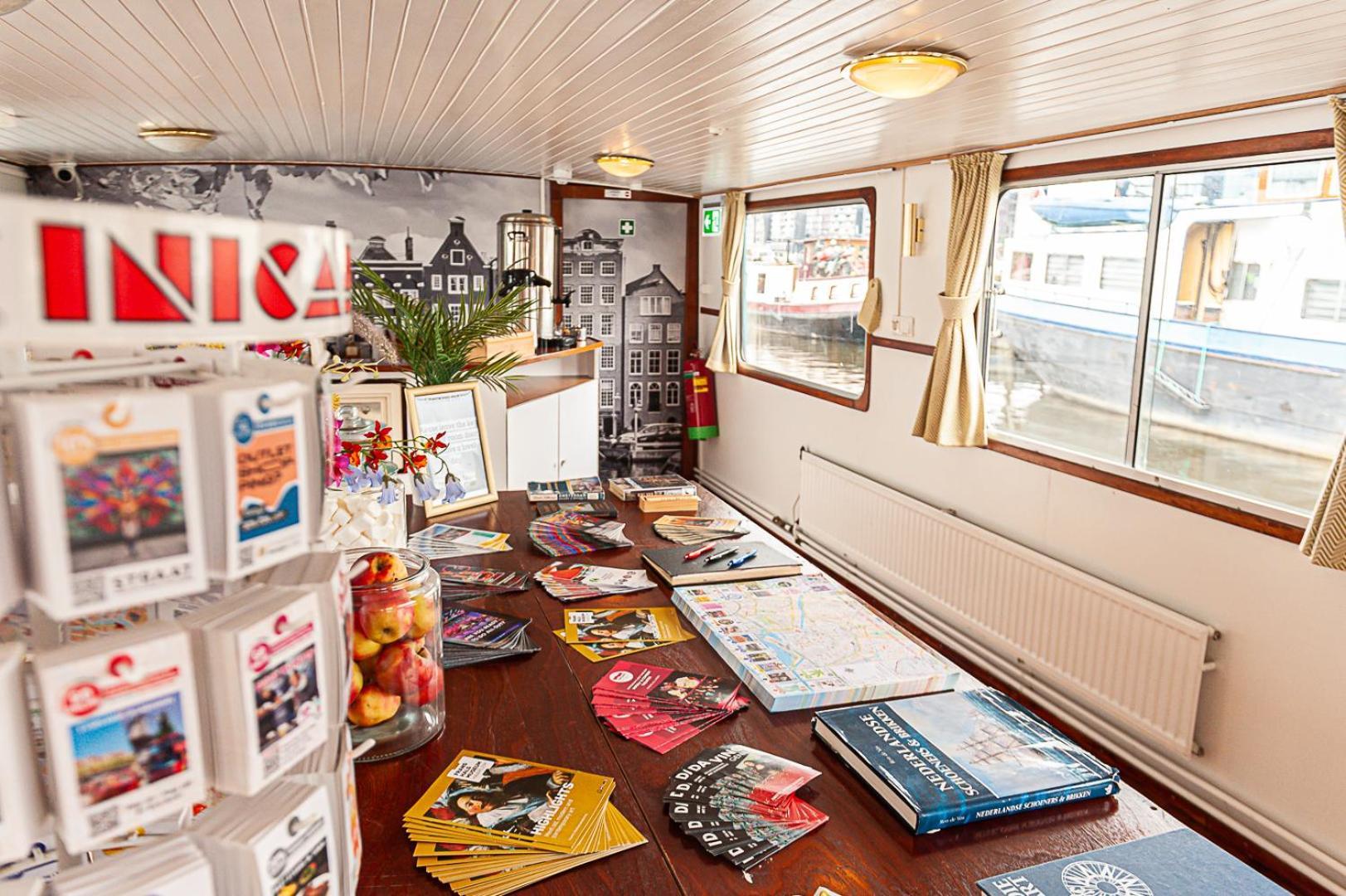 The Cabin @ Mps Noorderzon Амстердам Екстериор снимка